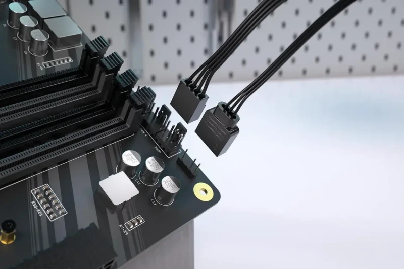 CORSAIR RS120-R ARGB 120mm PWM Reverse Fans Triple Pack – Reverse Fan  Blade – Eight Vibrant RGB LEDs – Magnetic Dome Bearing – Daisy-Chain 4-Pin  PWM and +5V ARGB Connections - Image 7